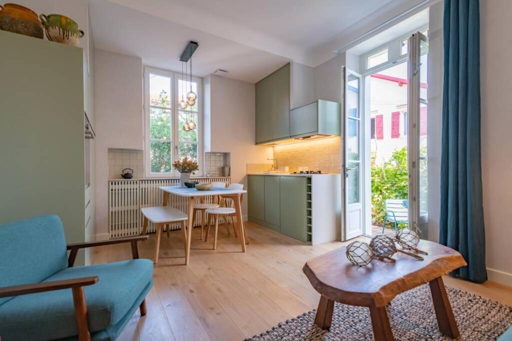 Cote Des Basques, Terrasse, Confort Et Qualite 比亚里茨 外观 照片